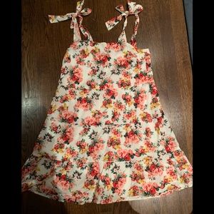Sezane Paris beautiful floral print sundress